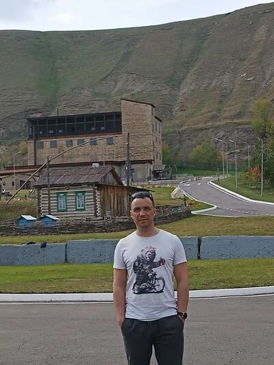  ,   Amir, 39 ,  