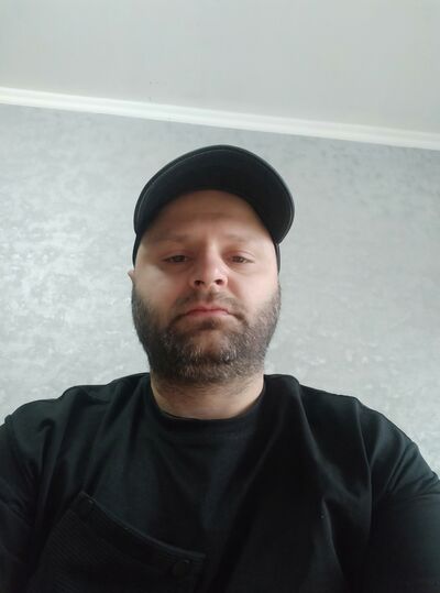  ,   Kakha, 32 ,   ,   