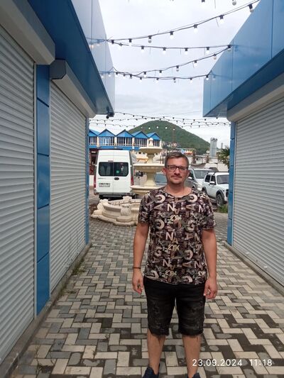  ,   Pavel, 35 ,     , c 