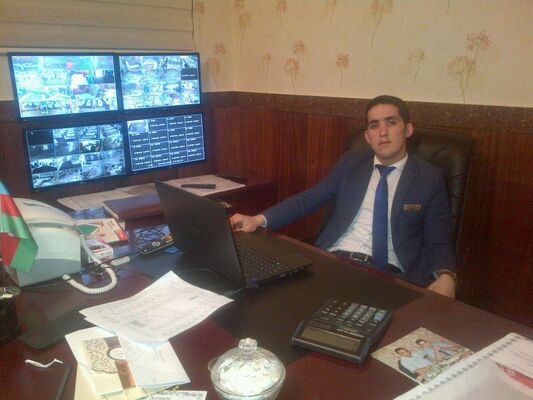  ,   Nicat, 35 ,   