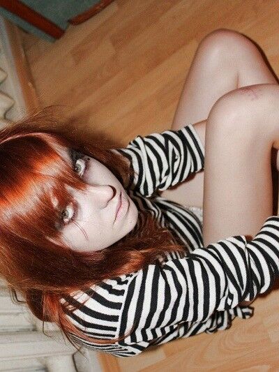  -,   Anya, 32 ,   