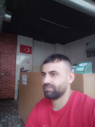  ,   Hakan, 34 ,   ,   