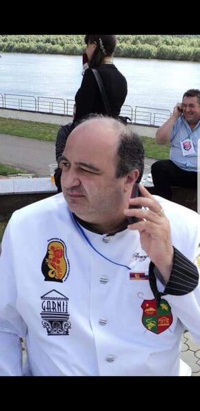  ,   Artur, 54 ,   ,   