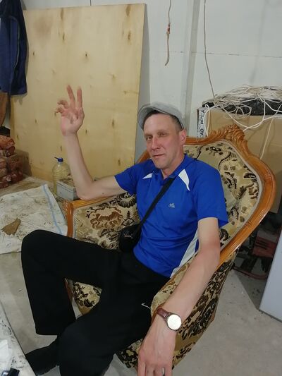  -,   Viktor, 44 ,     , c 
