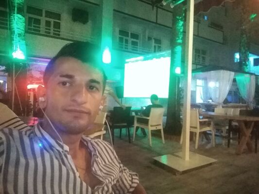  ,   Pasha, 32 ,   ,   , c 