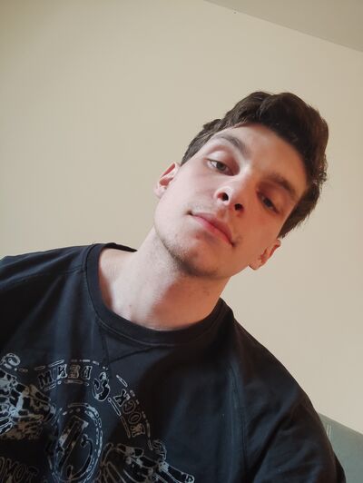  ,   Alex, 25 ,   ,   , c , 