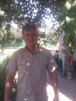  ,   Viktor, 49 ,   