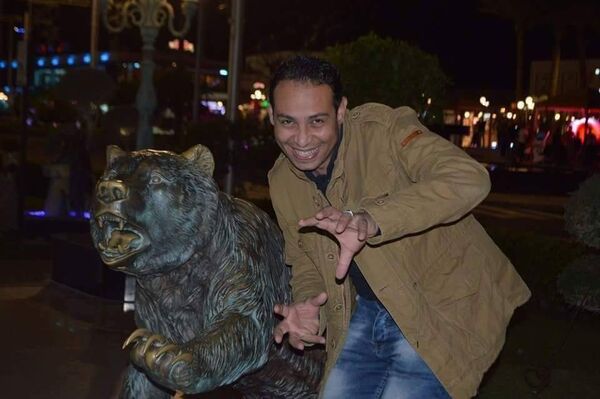  ,   Ahmed, 43 ,   ,   , c 