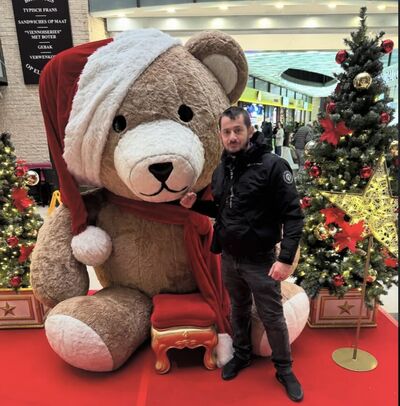  Antwerp,   , 35 ,   ,   