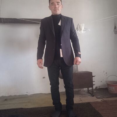  ,   Muxridin, 35 ,   ,   
