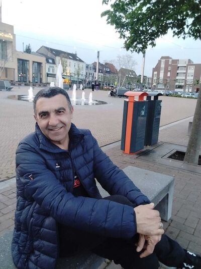  Wurselen,   Burak, 47 ,   ,   
