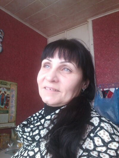  ,   Yuliya, 60 ,  