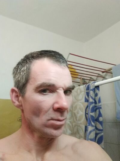  ,   Robert, 48 ,   ,   , c 
