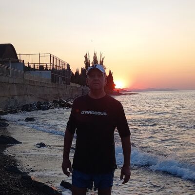  ,   Oleg, 58 ,   c 