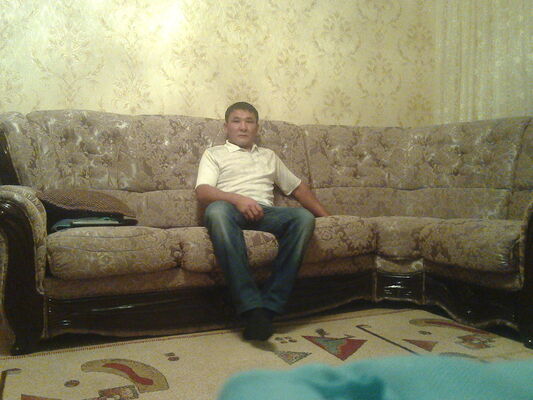  ,   Alex, 47 ,   ,   , c 
