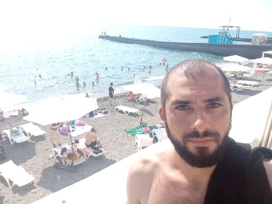  ,   Ando, 33 ,   ,   
