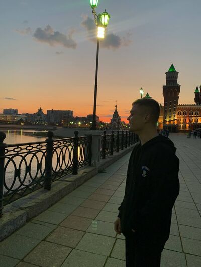  ,   Iurii, 24 ,   ,   , c , 