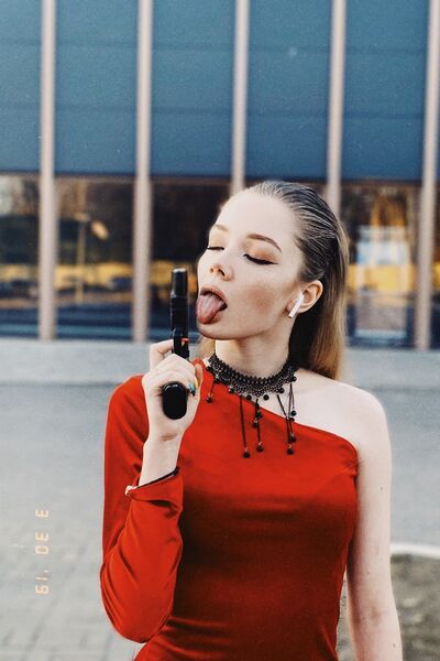  -,   Vika, 24 ,  
