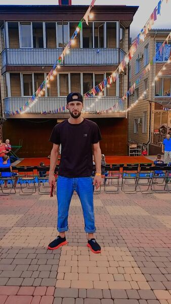  ,   Omar, 40 ,   ,   