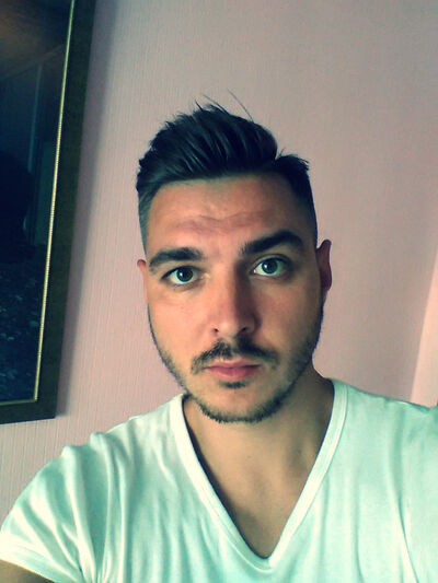  ,   Artem, 39 ,  