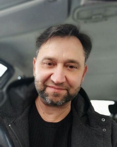  ,   Albert, 42 ,   ,   