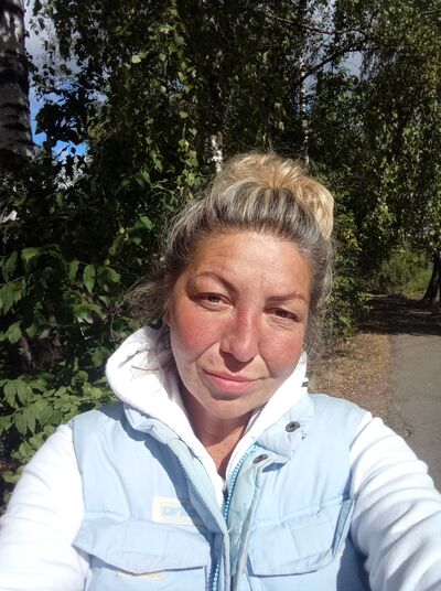 ,   Elena, 49 ,   ,   , c 