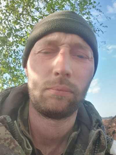  ,   Zhenek, 33 ,   ,   