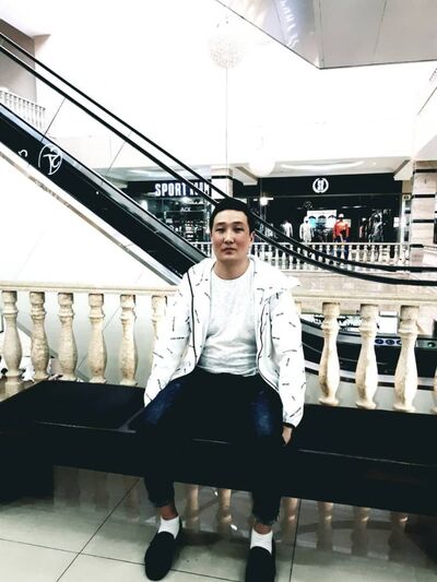  ,   Chyngyz, 30 ,   c 