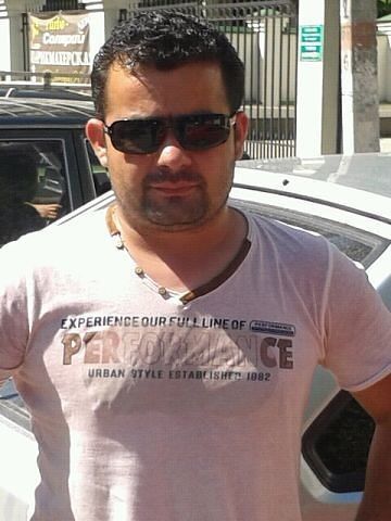  ,   Ruslan, 40 ,   ,   , c , 