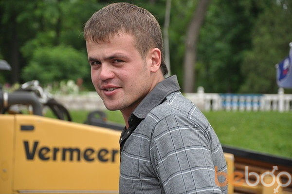  ,   Ruslan, 38 ,   ,   , c 