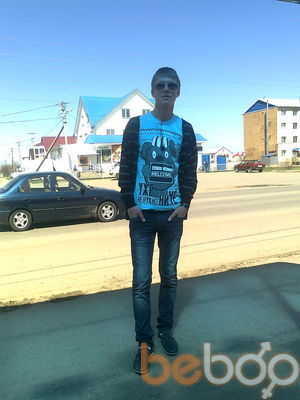  ,   Clavik, 31 ,  