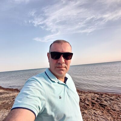  -,   Elnur, 49 ,   c 