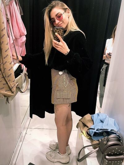  ,   , 23 ,   , 
