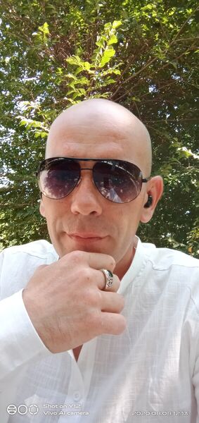  ,   Sergei, 41 ,   ,   , c 