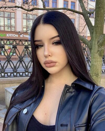  Adiyaman,   Yelizaveta, 21 ,   ,   , 