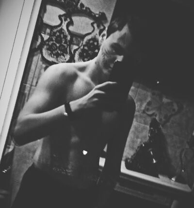  ,   Ѹ, 25 ,   ,   