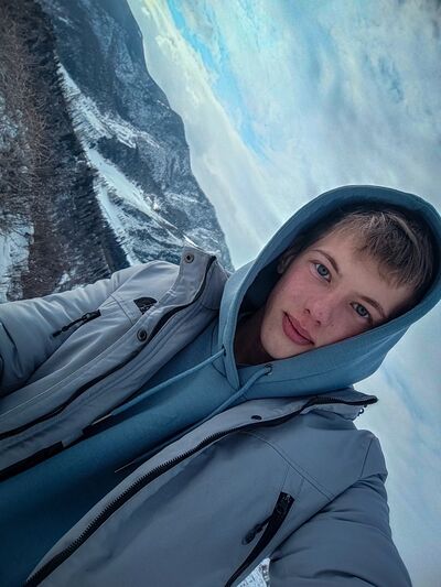  ,   Alexander, 25 ,   ,   