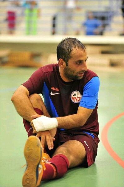   ,   Antonis, 45 ,   ,   , c 