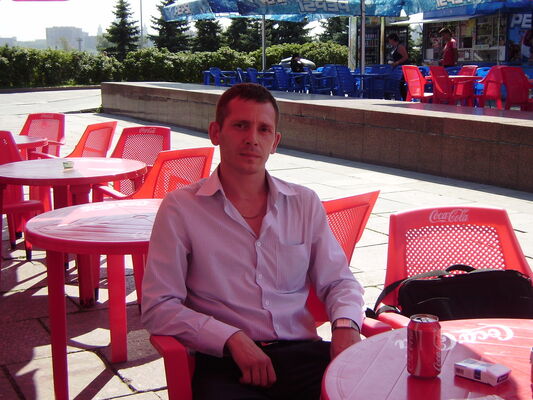  ,   Denis, 44 ,   