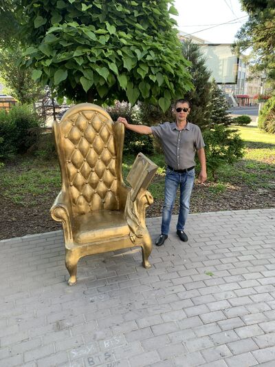  --,   , 44 ,   c 
