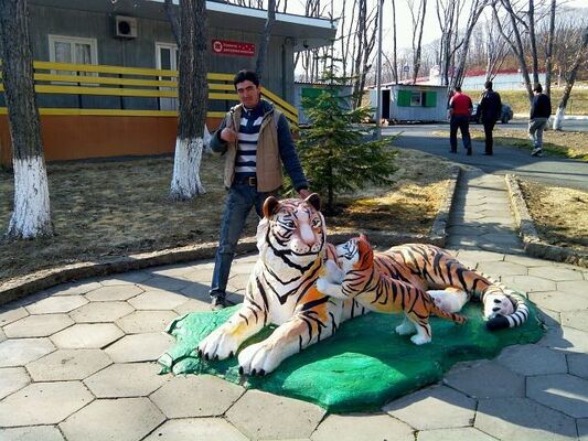  ,   Misha, 31 ,   