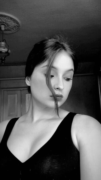 ,   EVGENIA, 21 ,   ,   