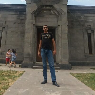  ,   Karen, 44 ,   ,   , c 