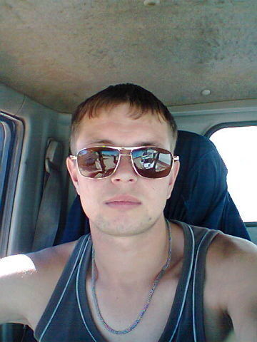  ,   Denis, 38 ,   