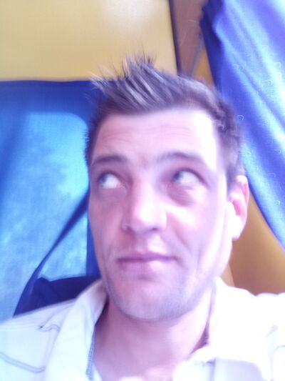  ,   Alex, 41 ,   
