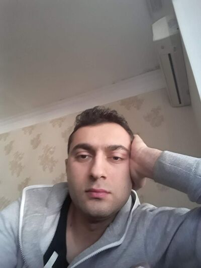  ,   Eldar, 40 ,  
