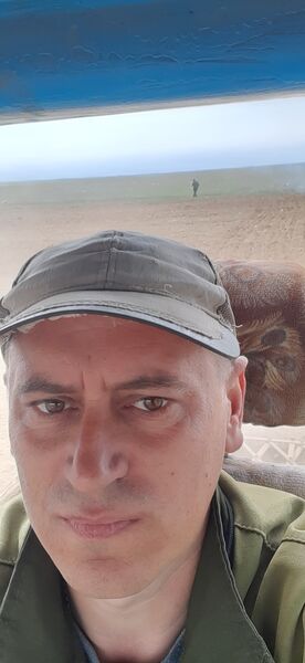  ,   Yury, 40 ,   ,   , c , 