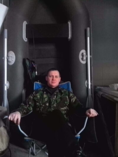  ,   Viktor, 49 ,   ,   , c 