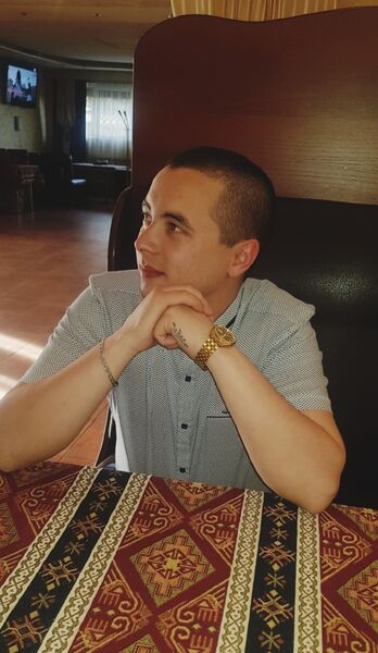  ,   Ruslan, 30 ,   ,   , c 