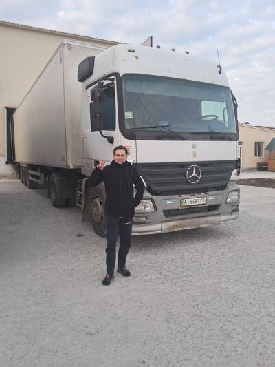  -,   Slavik, 47 ,   ,   